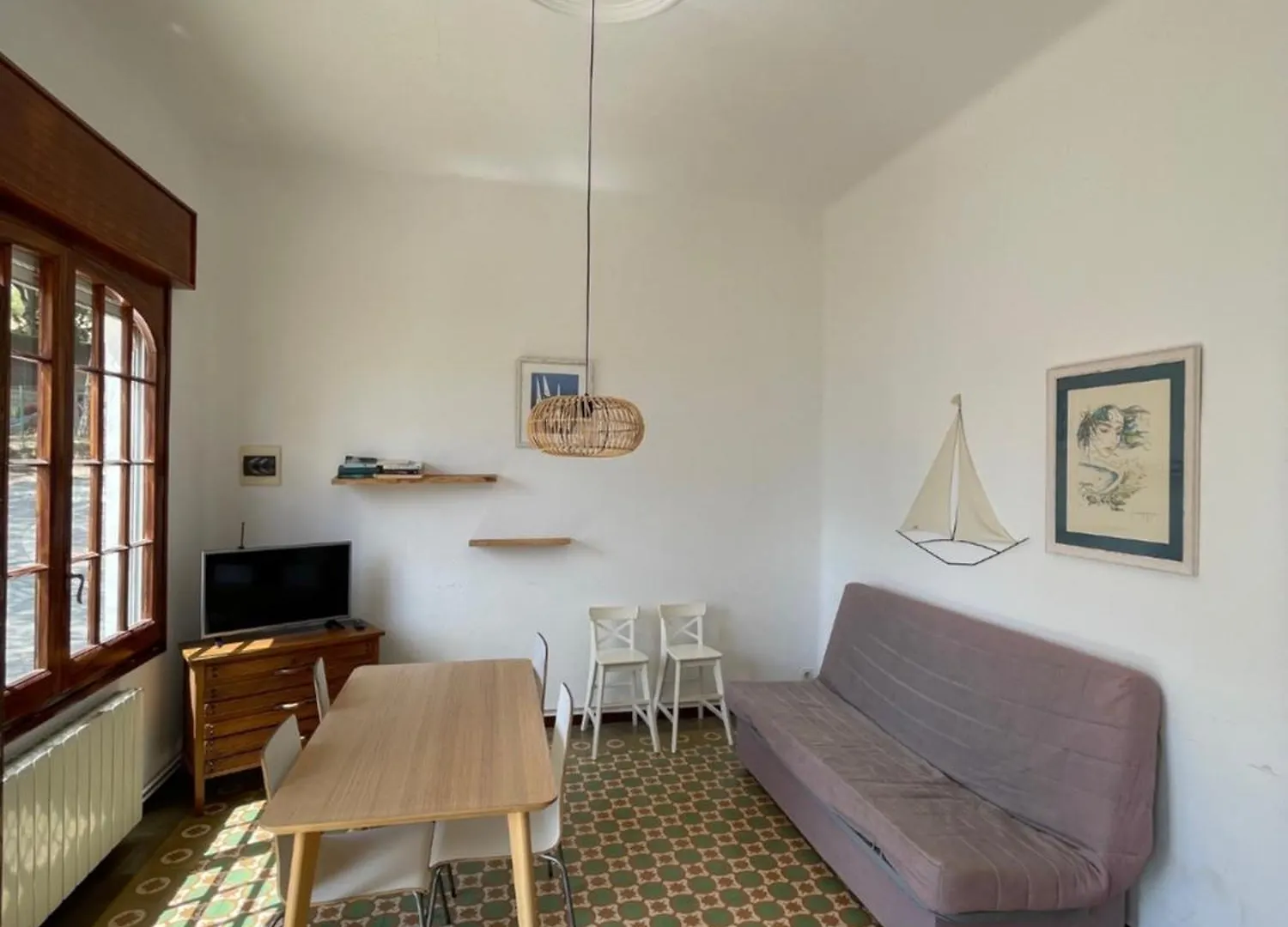 Villa Modernista יפראנק
